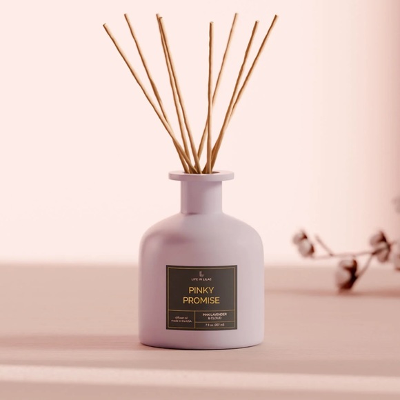 Life in lilac reed diffuser. Pinky promise scent - Picture 1 of 4